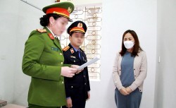 3 cán bộ hải quan Nghệ An nhận 2 tỷ đồng để