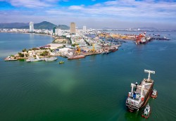 Phát triển nhanh, bền vững các ngành kinh tế biển