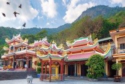 Khám phá hệ thống tâm linh trên “nóc nhà Nam Bộ”
