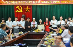 Bài 2: Nghệ nhân già truyền nhân đời thứ 6 “đi mo”