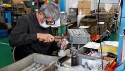 Gần 40% doanh nghiệp tại Nhật thuê lao động trên 70 tuổi