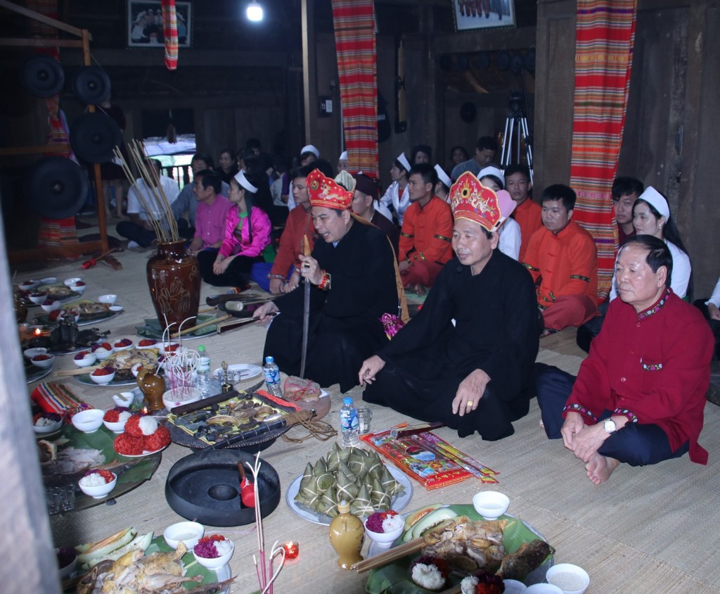 Gìn giữ văn hoá truyền thống trong dòng chảy hoà nhập