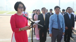 Các thế hệ tài năng khoa học Quả cầu vàng báo công với Bác