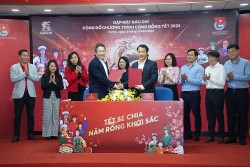 Bia Saigon và TƯ Đoàn trao hơn 10.400 phần quà 