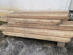 Bắt giữ 2 đối tượng vận chuyển 134 phách gỗ không có nguồn gốc