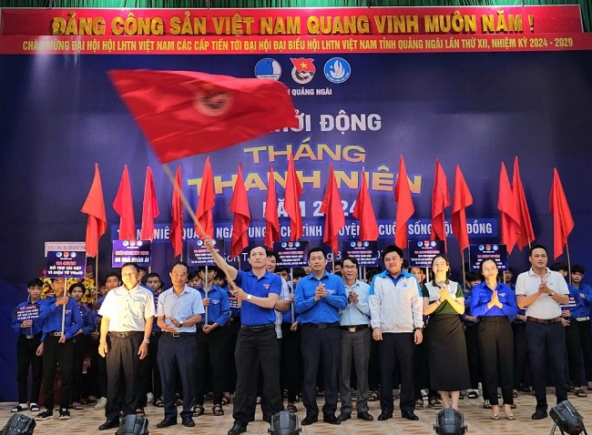 Tuổi trẻ Quảng Ngãi xung kích, tình nguyện vì cộng đồng