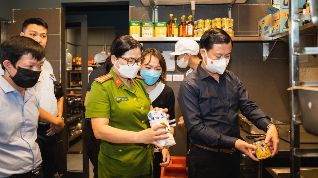 Kỳ 4: Tăng cường đảm bảo kiểm soát thức ăn đường phố