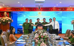 Vietcombank là ngân hàng đầu tiên khai thác Dịch vụ xác thực điện tử của Bộ Công an