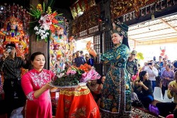 Bài 5: Nghệ thuật hát chầu văn trong dòng chảy văn hoá