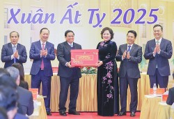 Thủ tướng Chính phủ Phạm Minh Chính “xông đất” ngành ngân hàng
