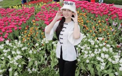 Phái đẹp hào hứng lên núi Bà Đen check-in với hoa tulip và tìm may mắn trong ngày 8/3