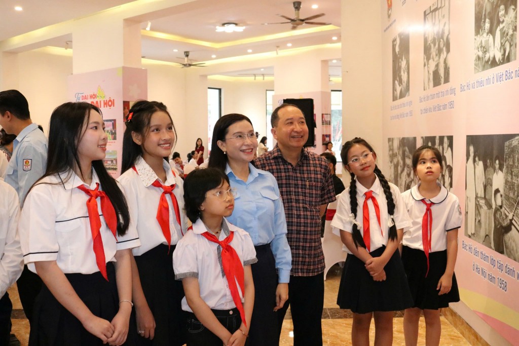 Thiếu nhi Việt Nam vững bước tiến vào kỷ nguyên mới
