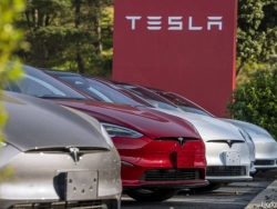 Tesla vướng bê bối vì nhân viên chia sẻ ảnh nhạy cảm của khách hàng