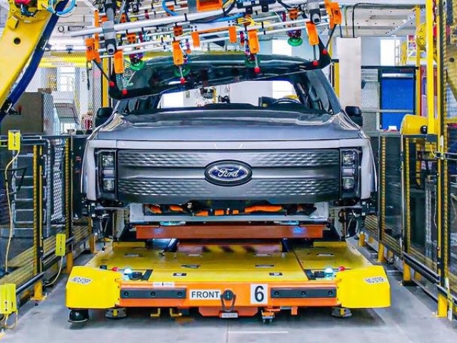 Ford báo lỗ hơn 3 tỷ VNĐ với mỗi chiếc ô tô điện