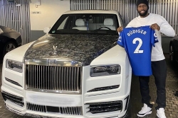 Nâng Cúp C1, các cầu thủ Chelsea đi xe gì?