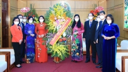 Đổi mới cách nghĩ, sáng tạo cách làm, xây dựng, củng cố khối đại đoàn kết toàn dân tộc