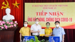 Tập đoàn TH trao gần 100 nghìn ly sữa, đồng hành cùng Nghệ An phòng chống dịch Covid-19