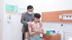 Văn Toản bắt đầu liệu trình phục hồi, chạy đua với thời gian quay lại đội tuyển cho SEA Games 31