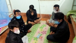 Bắc Giang: Bắt quả tang 5 đối tượng đánh bạc tại bến xe khách huyện Sơn Động