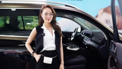 Tin tức giải trí mới nhất ngày 9/2: Minh Hằng tậu xế sang 5,5 tỷ đồng