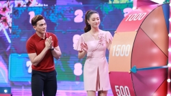 Bộ đôi “cao kều” Lê Xuân Tiền – Lương Thùy Linh thắng kỷ lục, tặng thêm tiền cho nhân vật
