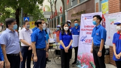 Các đội hình “Tiếp sức mùa thi” là điểm tựa, cầu nối giúp thí sinh và phụ huynh