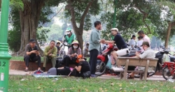 Hà Nội: Còn nhiều nơi chưa thực hiện nghiêm lệnh đóng cửa các hàng ăn, uống để phòng dịch Covid-19