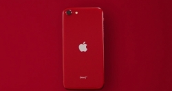 Khách hàng có thể đổi iPhone cũ lấy iPhone SE 2020