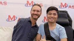 “Nick Vujicic Việt Nam” cùng tuổi trẻ Bình Phước “tô thắm” sắc màu Tháng Thanh niên